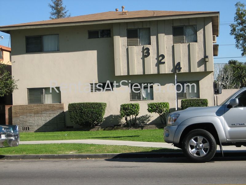 1st image of 324 Western Ave APT 3