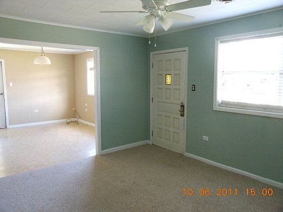5th image of 228 Leslie St