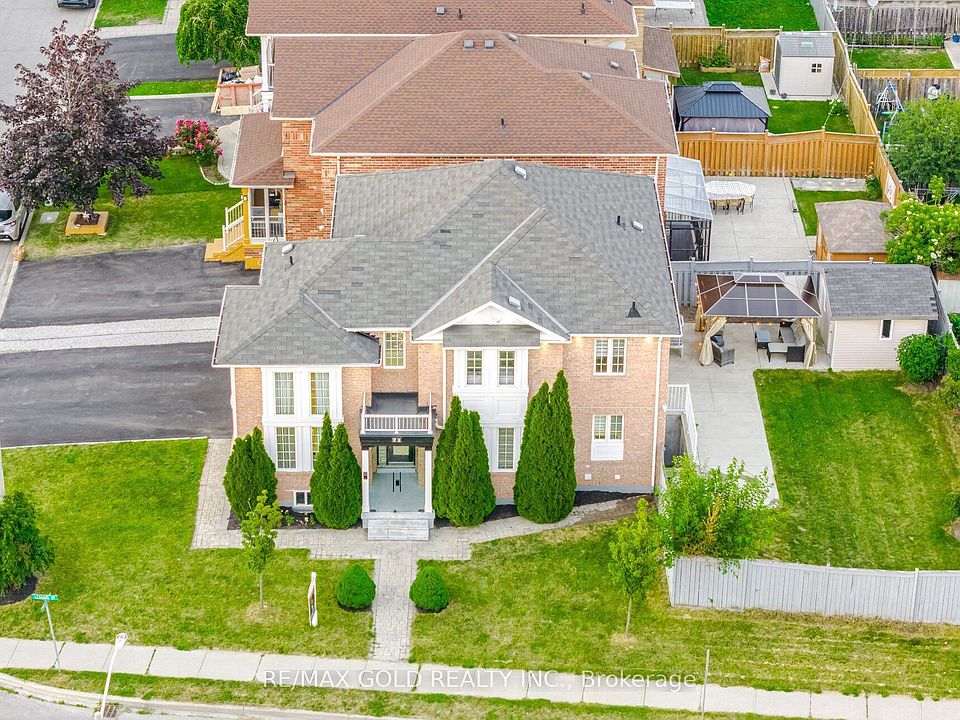 1st image of 71 Leagate St