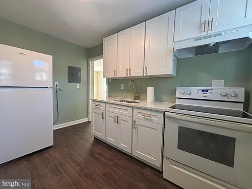 100 Cleveland Ave Photo 1