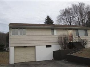 112 Maloney Ct, Winsted, CT 06098