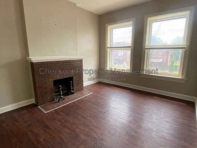 5967 Cates Ave — Photo 3