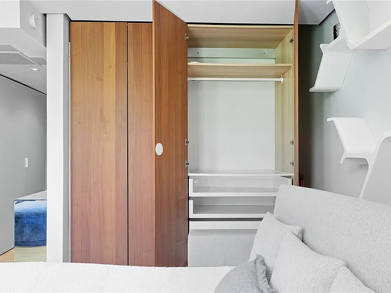 63 Kings Ct #3A — Photo 11