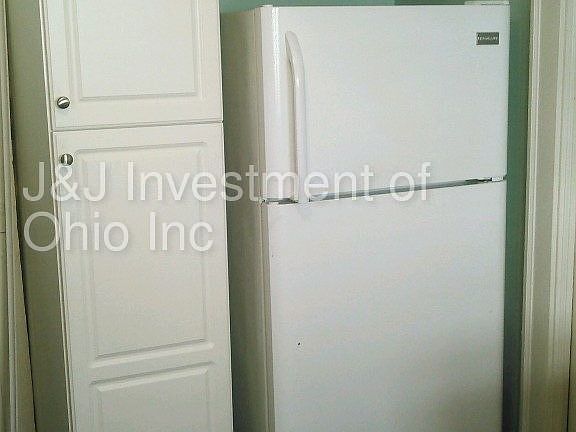 3rd image of 5016 Archmere Ave