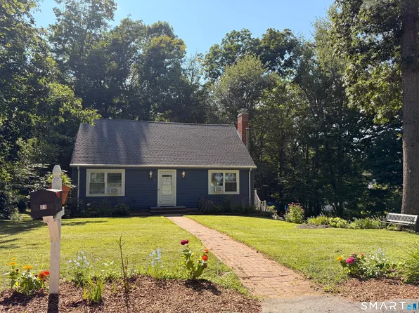21 Sunset Drive, East Hampton, CT 06424