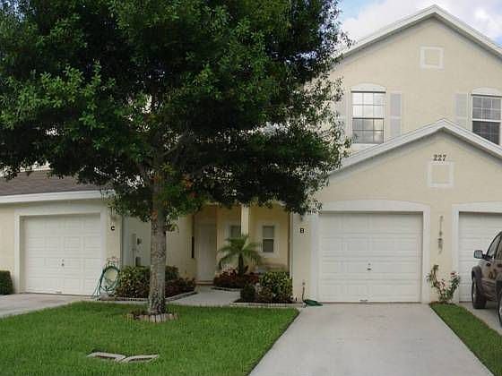 1st image of 227 Foxtail Dr APT B