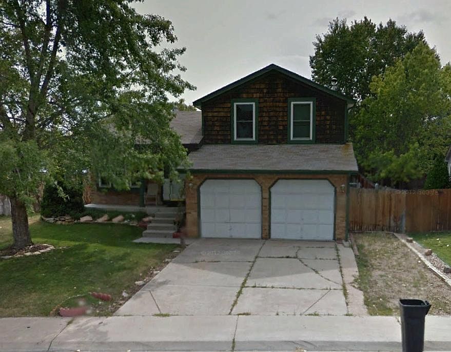We are putting on new siding and paint this week