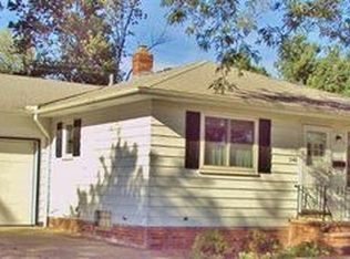 3140 Woodlawn Dr, Parma, OH