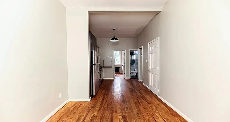 Rented by Aron Fried, LREB | media 3