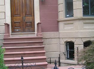 28 9th St NE, Washington, DC 20002