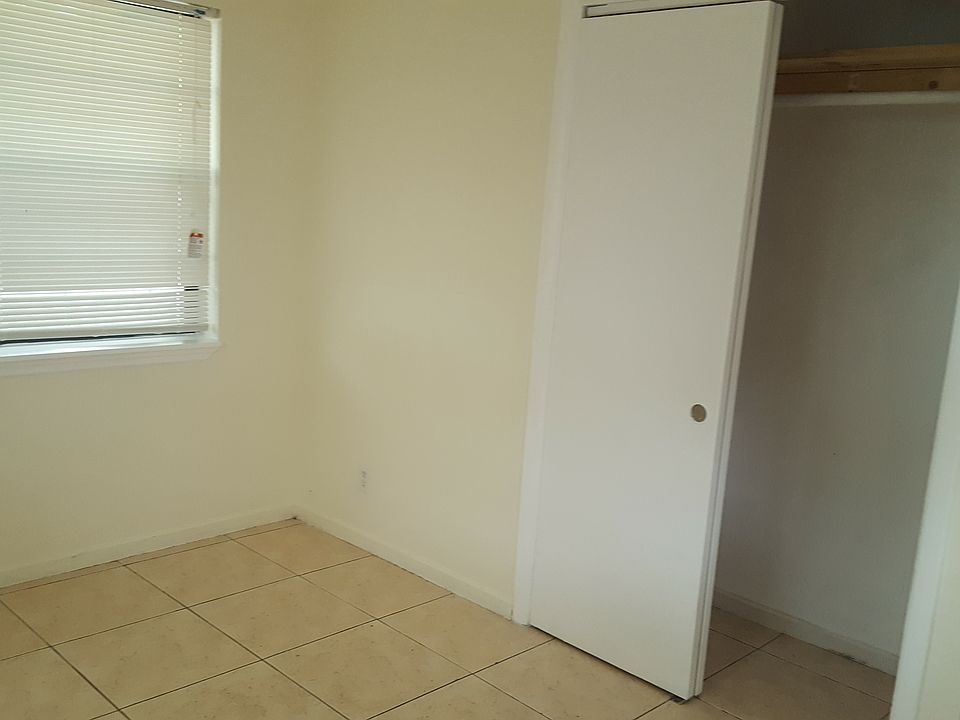 1st image of 924 NW 14th St