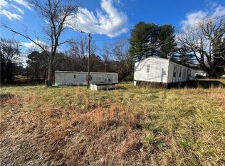 131 Belton Rd, Mount Airy, NC 27030