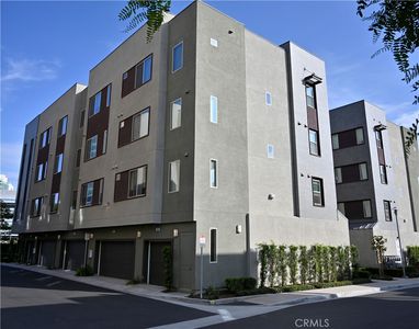 182 Tribeca, Irvine, CA, 92612