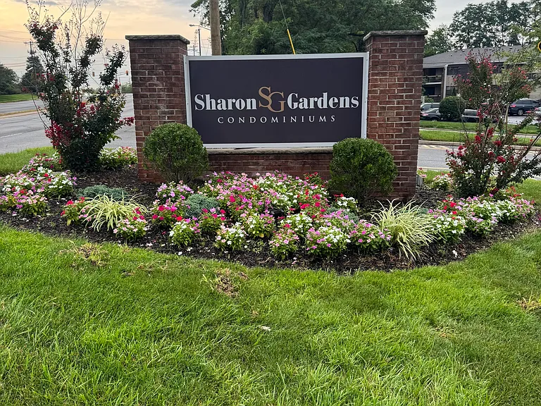 614 Sharon Garden Ct #614 — Photo 13