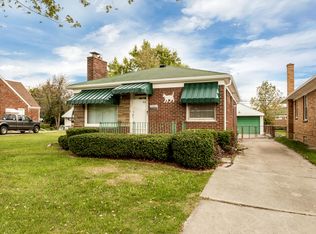 12804 Rosedale St, Southgate, MI 48195