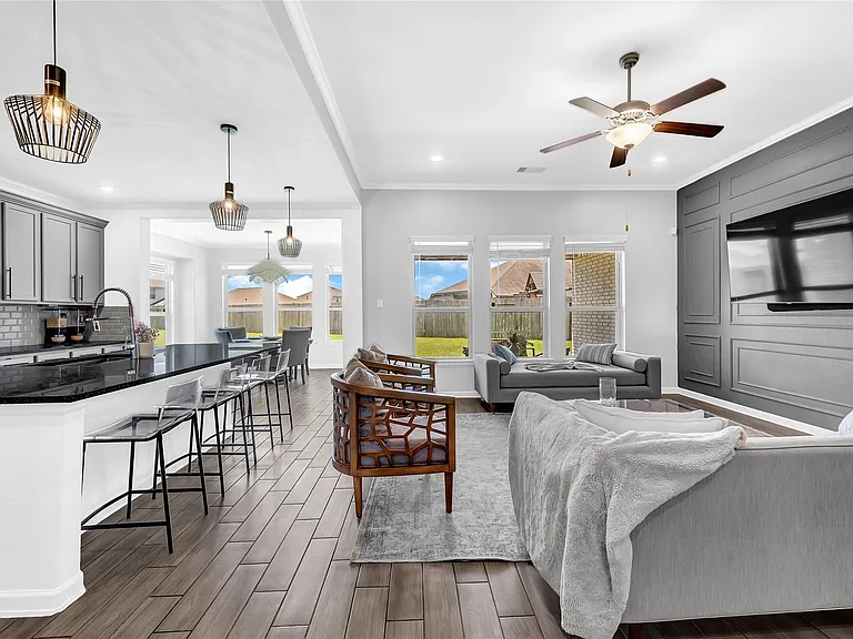 7526 Jasmine Bend Ln — Photo 8