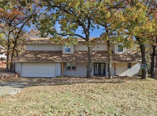 1109 S Division St, Sapulpa, OK 74066