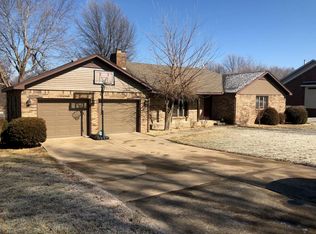 408 S Cedarbrook Dr, Monett, MO 65708
