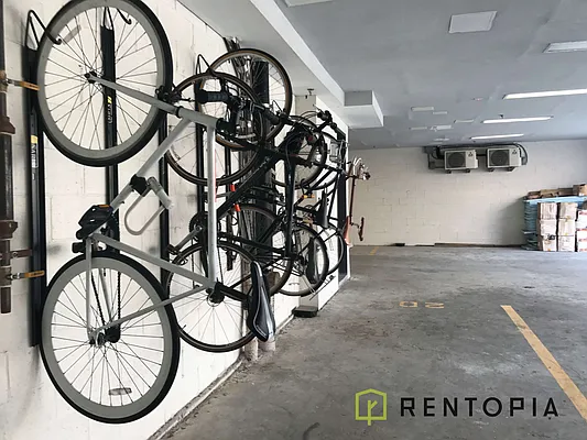 Rented by Rentopia | media 21