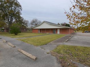 1500 E Wallisville Rd, Highlands, TX 77562