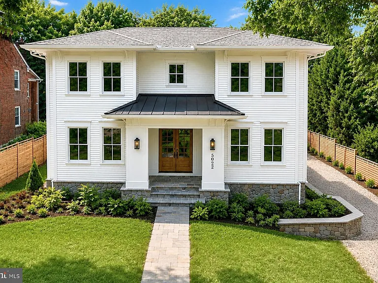 5022 Cathedral Ave NW — Photo 1