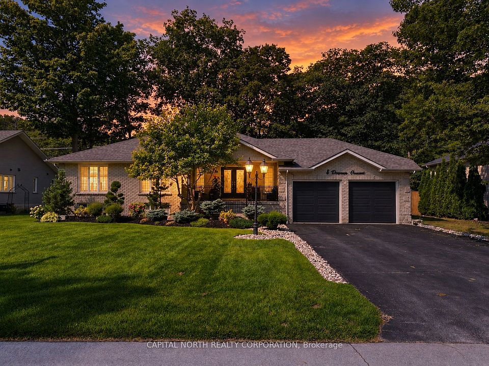 1st image of 8 Downer Cres