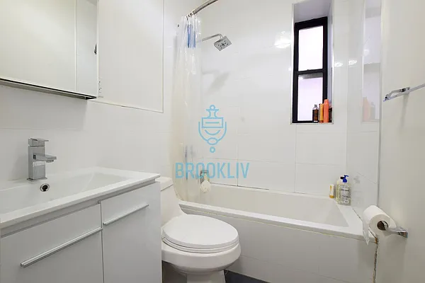 Rented by null | media 15