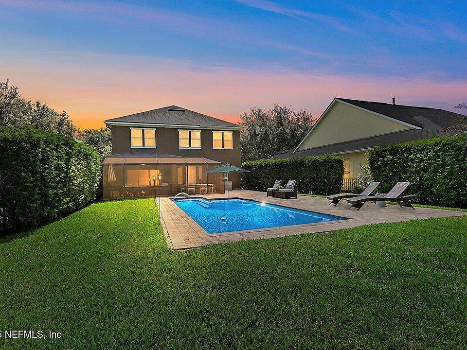 1st image of 915 BROOKHAVEN Drive