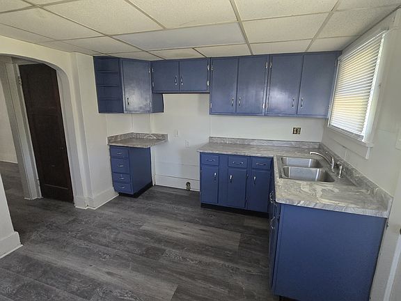4th image of 501 Delaware Ave #501