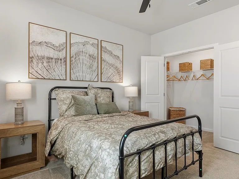 Whispering Pointe Apartments — Photo 43