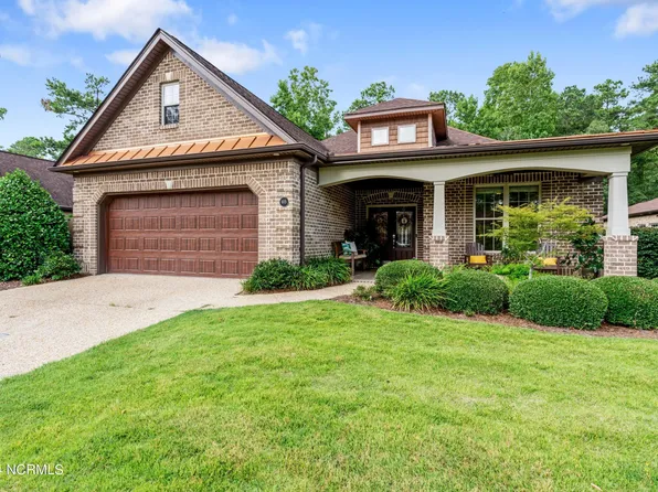 405 Jenoa Drive, Castle Hayne, NC 28429