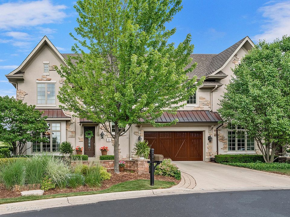 1st image of 11 Willowcrest Dr