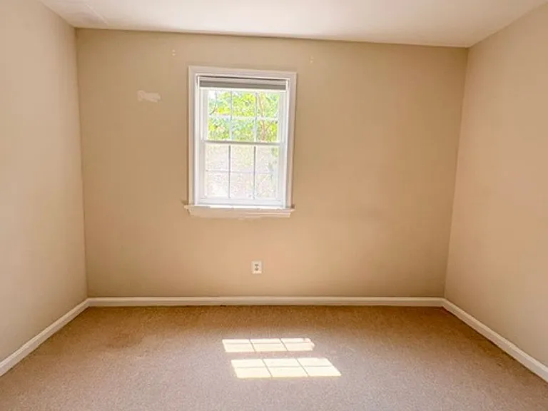 6718 Kenwood Forest Ln — Photo 19
