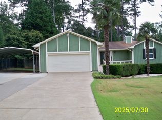 49 Heck Rd NE, Kennesaw, GA 30144