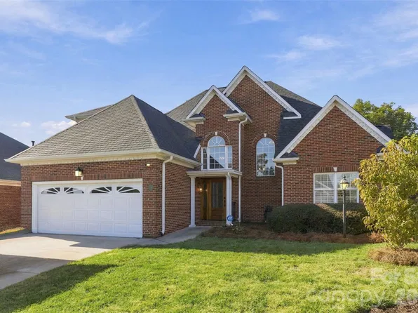 2146 Pinefield Ct, Gastonia, NC 28056