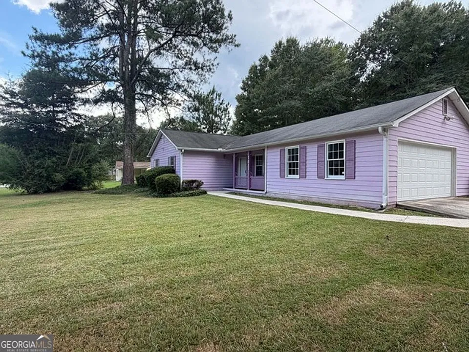 7021 Whitfield Dr