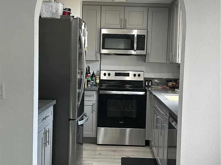 11300 Foothill Blvd #19 — Photo 13