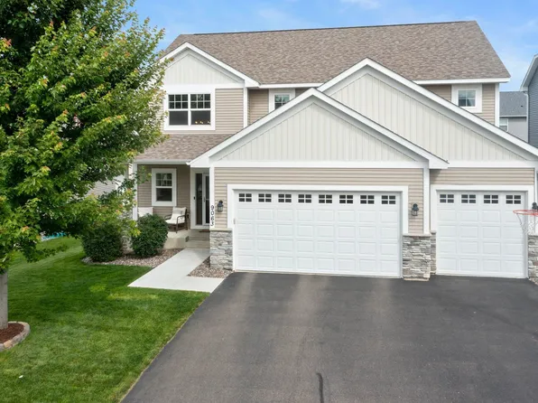 9063 Degler Ln, Chanhassen, MN 55317