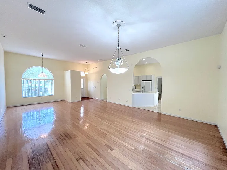 87 Rose Dr — Photo 19