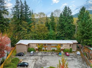 850 Front St S APT 10, Issaquah, WA 98027