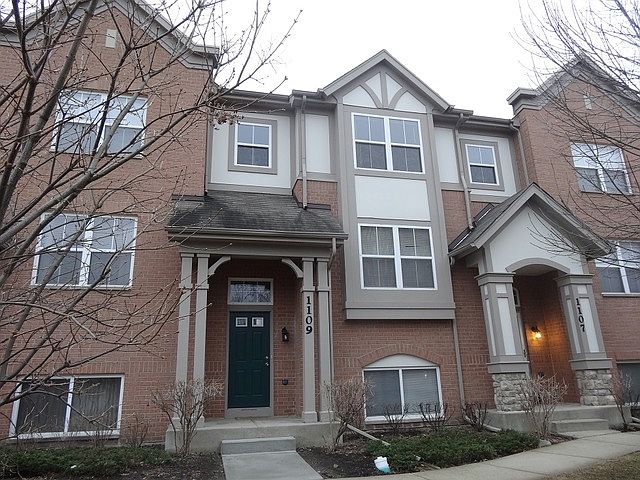 1st image of 1109 N Claremont Dr