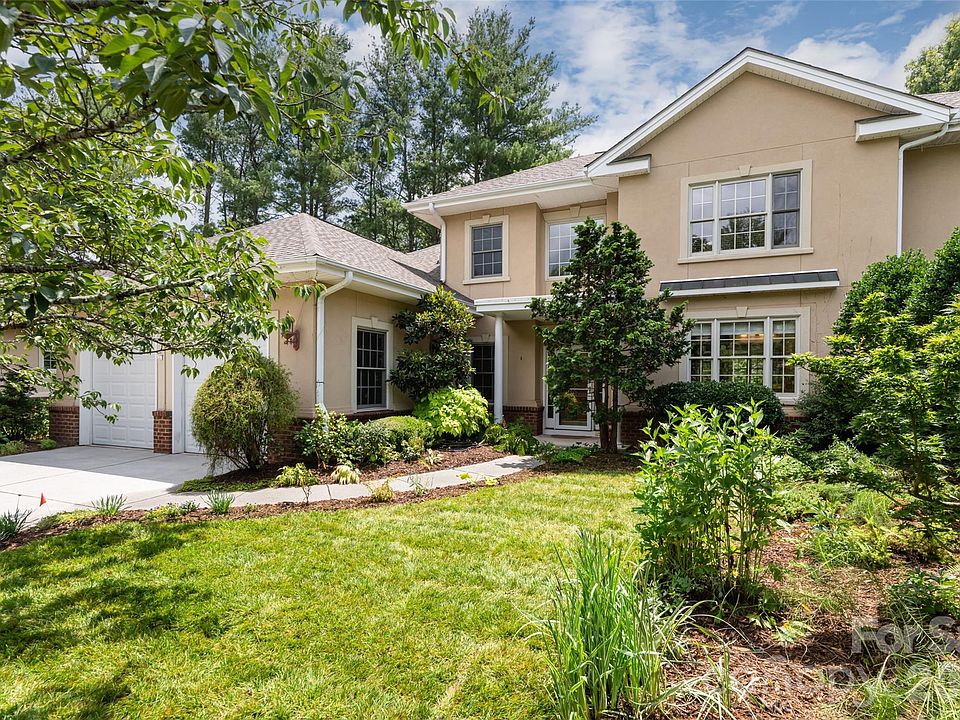 1st image of 23 Boddington Ct