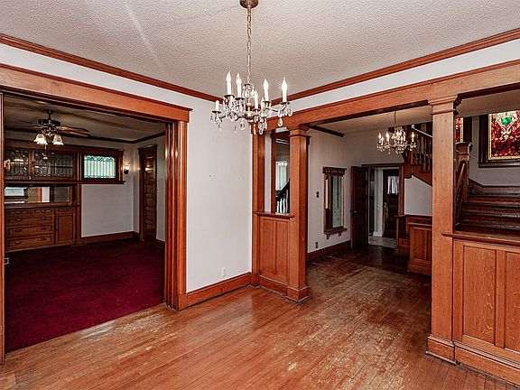 4th image of 416 Benton St