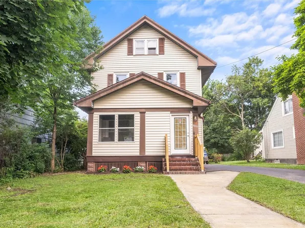 2098 Clifford Ave, Rochester, NY 14609