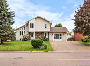 313 Gaspe St, Dieppe, NB E1A 6C6