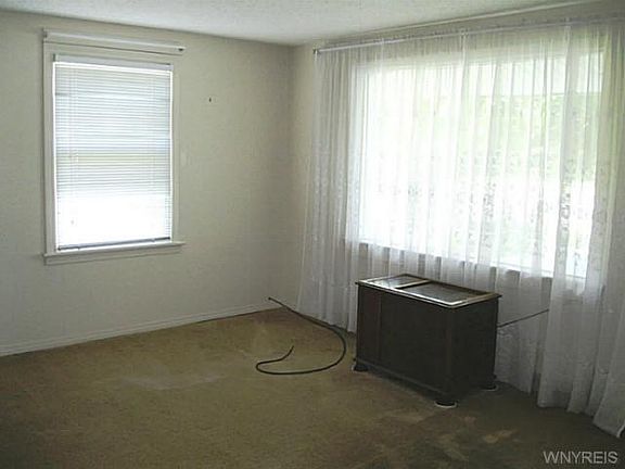 5th image of 5818 McKinley Pkwy