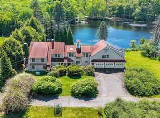28 S Mill St, Hopkinton, MA 01748