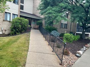 1871 Silver Bell Rd APT 216, Eagan, MN 55122
