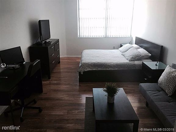 5th image of 11930 N Bayshore Dr APT 408