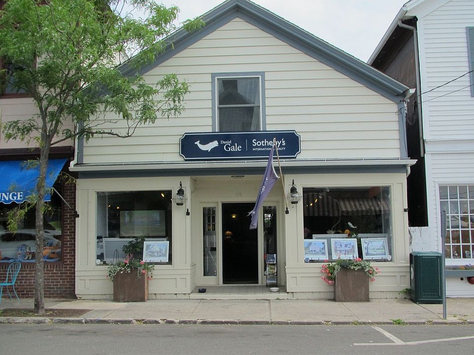 1st image of 114 Main St